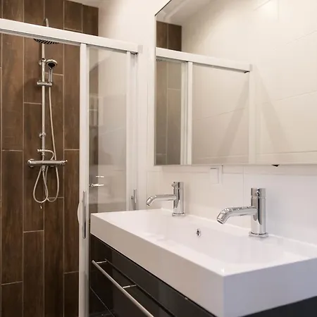 Trendy Canal Studio Amsterdam
